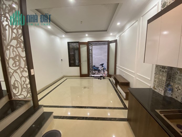 CHUYỂN CÔNG TÁC : Bán nhà Thanh Nhàn , 52m2 , 3,7 tỷ , xây nhà quá ĐẲNG CẤP