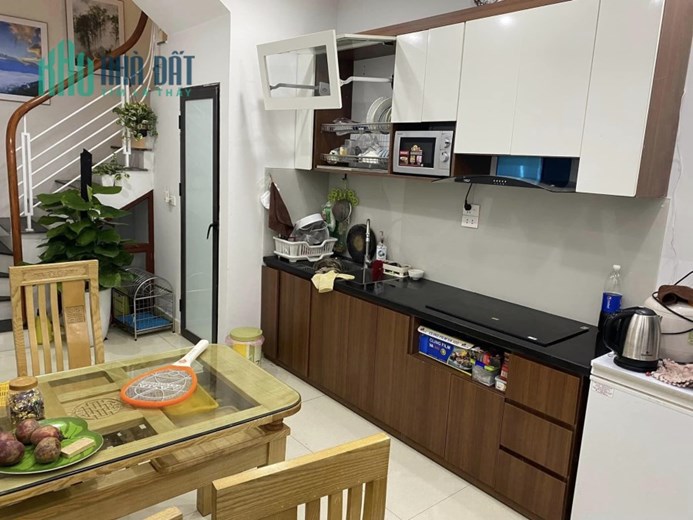 BÁN GẤP NHÀ ĐẸP KIM NGƯU 64m, MT: 5.5m, DÂN XÂY, SỔ ĐẸP, QUY HOẠCH ỔN ĐỊNH 0901753139