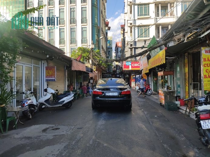 46M XÂY 7TẦNG PHÂN LÔ ĐƯỜNG LÁNG KINH DOANH Ô TÔ TRÁNH