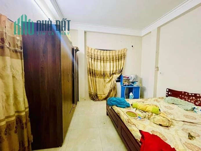 Bán nhà riêng Dương Nội – Hà Đông  . Diện tích 39m x 4 tầng 3,4 tỷ kinh doanh - ô tô vào nhà
- Vị