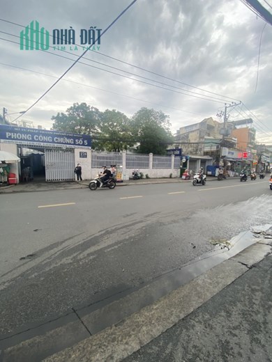 Bán nhà MT Nguyễn Văn Nghi, DT 4.3x18m. Sổ vuông, chủ kẹt bán gấp