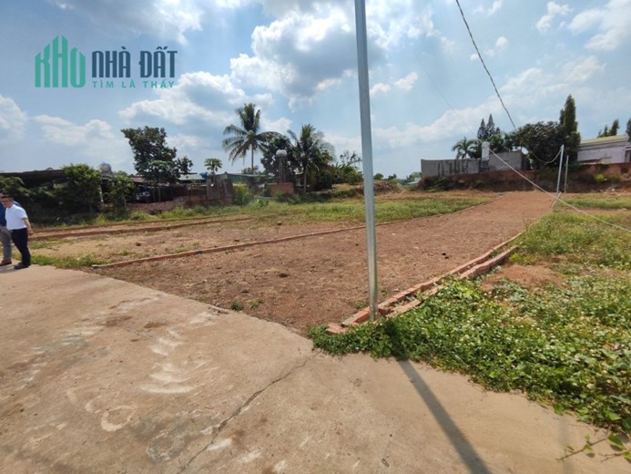 100 MÉT VUÔNG ĐẤT NẰM CÁCH QL1A 200 MET