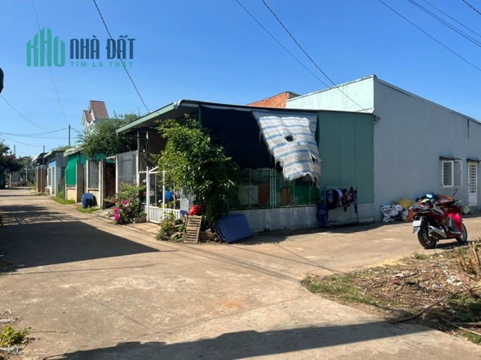 100 MÉT VUÔNG ĐẤT NẰM CÁCH QL1A 200 MET
