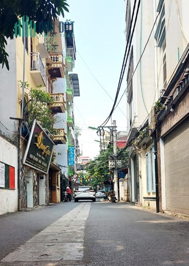 Bán gấp nhà kiểu Biệt Thự Phan Kế Bính, 8 Tầng Thang Máy 100m2 Gara Oto 27.5 tỷ