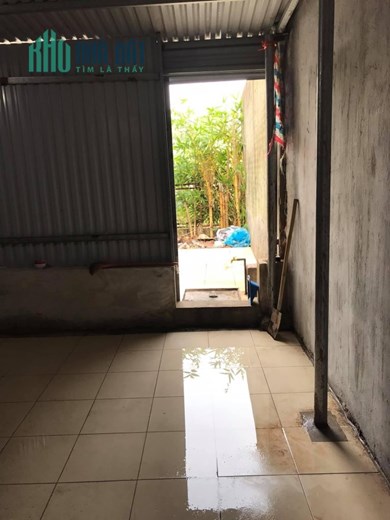 Chính chủ cho thuê mặt bằng kho, xưởng, xe container vào tận xưởng.