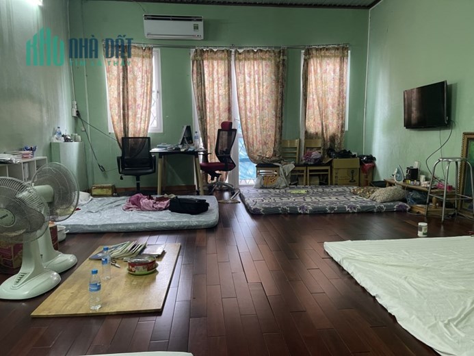 Bán nhà MT Nguyễn Kiệm 1 đời chủ. DT 5.3x13.5m, đối diện ADORA