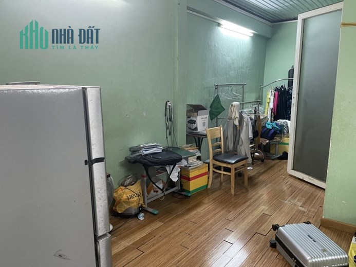 Bán nhà MT Nguyễn Kiệm 1 đời chủ. DT 5.3x13.5m, đối diện ADORA
