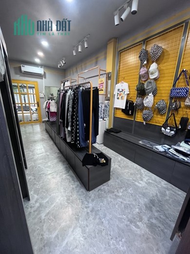 Nhà đẹp cho thuê làm shop 315/16E Lê văn sỹ, quận 3