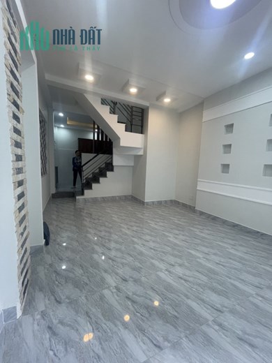 Bán nhà hẻm 5 mét Bùi Đình Túy. Ngang 4m, sổ nở hậu
