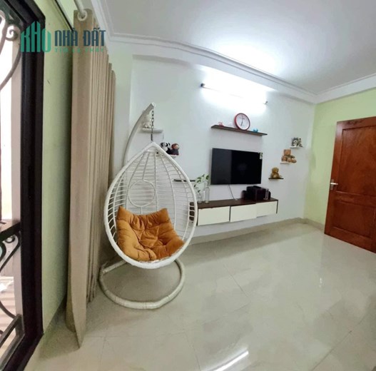 Nhà 5T đẹp lung linh Phương Canh, Xuân Phương, LEXUS đỗ cổng, ngõ thông thoáng, giá 3.3 tỷ