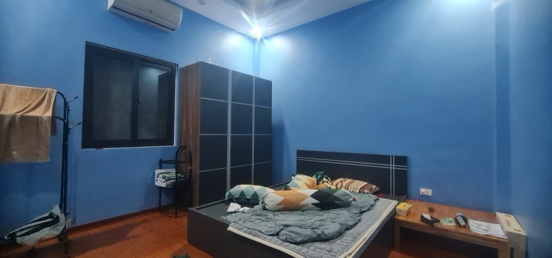 Chỉ 2,3 tỷ sở hữu nhà lô góc khu Ô Chợ Dừa, ngõ thông tứ tung, 2 thoáng vĩnh viễn, gần ô tô