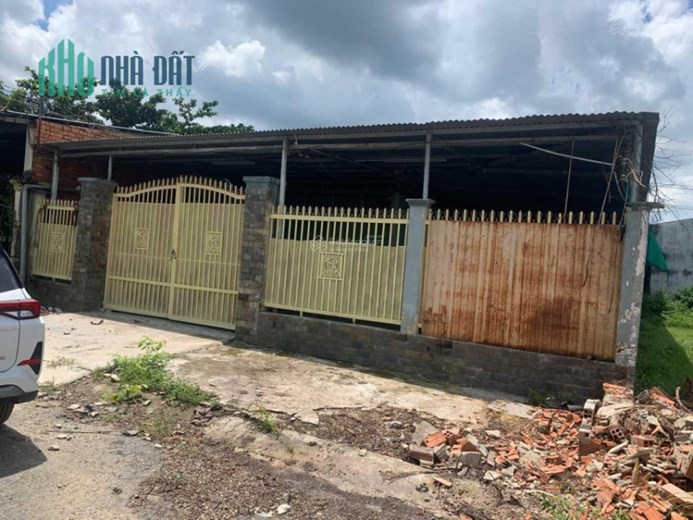CHÍNH CHỦ RAO BÁN NHÀ VÀ ĐẤT TRONG KHU CÔNG NGHIỆP. GIÁ BÁN 1 TỶ HAI