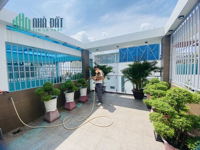 Giảm 1.2 tỷ cc bán gấp nhà mới full nội thất 48m2, hxh, khu VIP P7- BT