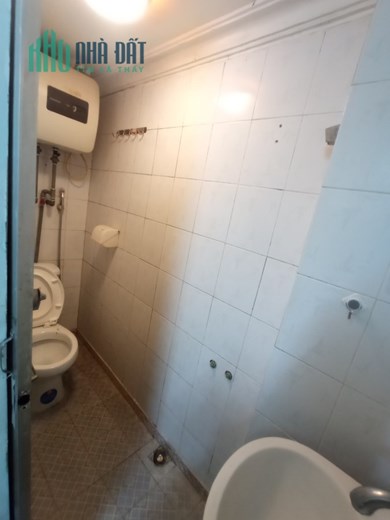 Cho thuê 𝗡𝗚𝗨𝗬𝗘̂𝗡 𝗖𝗔̆𝗡   PHỐ VỌNG 45m, 4 tầng, 12tr/tháng