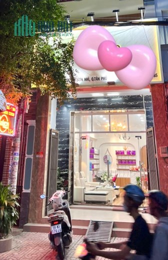 MỞ THẪM MỸ LỚN HƠN NÊN CẦN SANG NHƯỢNG THẪM MỸ TẠI MẶT TIỀN QUẬN TÂN PHÚ [ HCM]