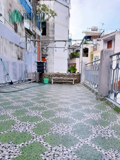 Gấp bán nhà Bùi Viện Q.1 3 Tầng BTCT  - 13.9 Tỷ