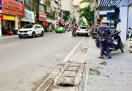 Cho thuê NGUYÊN CĂN TÒA NHÀ MẶT PHỐ BẠCH MAI DT 54m, 5 tầng
