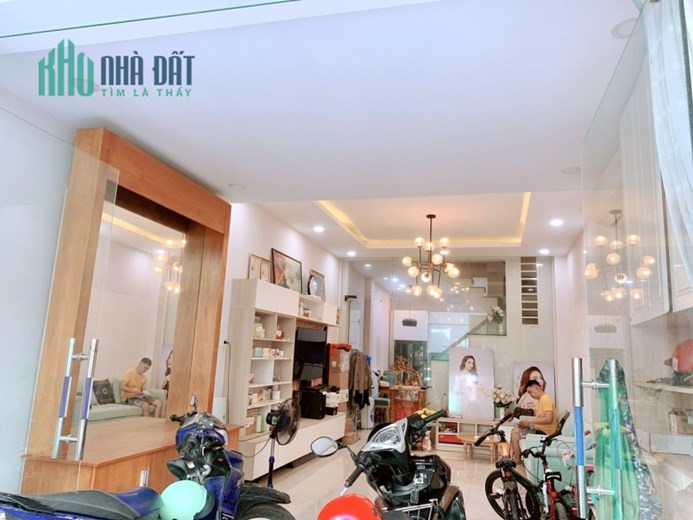 Bán nhà quân Bình Tân Giáp Aeon Tân Phú 54M2 3Tầng 4PN HXH.