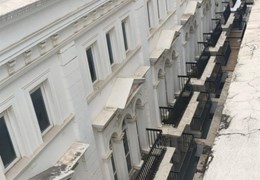Bán LK Louis KĐT , Đại Mỗ , NTL , DT 100m x5 tầng , MT 5m , xây thô , giá 15tỷ LH : 0989129838