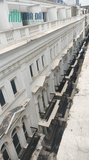 Bán LK Louis KĐT , Đại Mỗ , NTL , DT 100m x5 tầng , MT 5m , xây thô , giá 15tỷ LH : 0989129838
