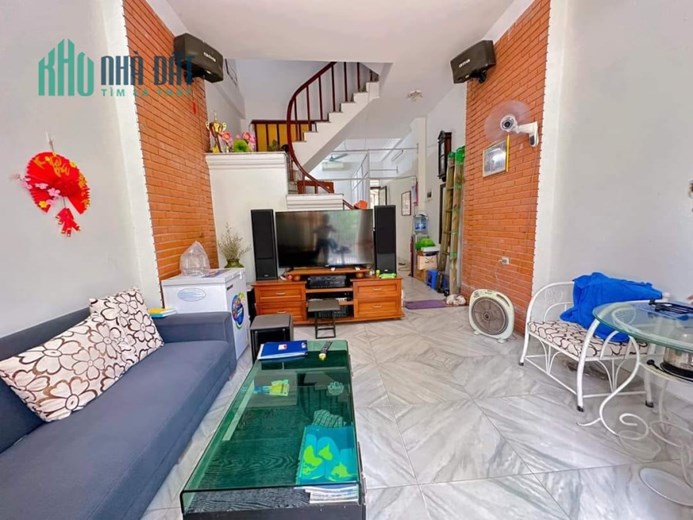 HÀNG HIẾM ĐỐNG ĐA, Ô TÔ TRÁNH, 2 MẶT TIỀN, KD ĐA DẠNG, 50M, 6T, MT 4M, NHỈNH 13 TỶ, 0937651883.
