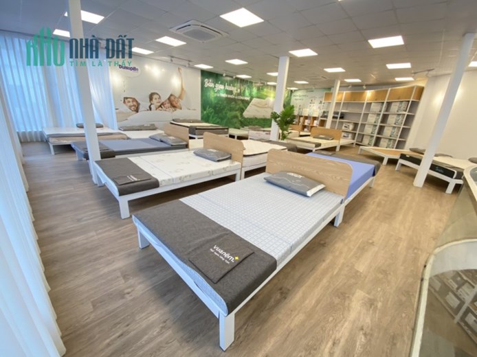 GIÁ GIẬT MÌNH!!! To tướng kinh doanh MP Đại La, 161m2 , chỉ Nhỉnh 16 tỷ 17m MT