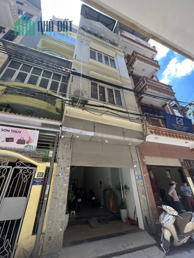 Cần nhượng lại nhà 4 tầng ở Thái Hà. - Ngõ rộng oto đi vào thoải mái - Nhà rộng 55m x 4 tầng x 4 vệ