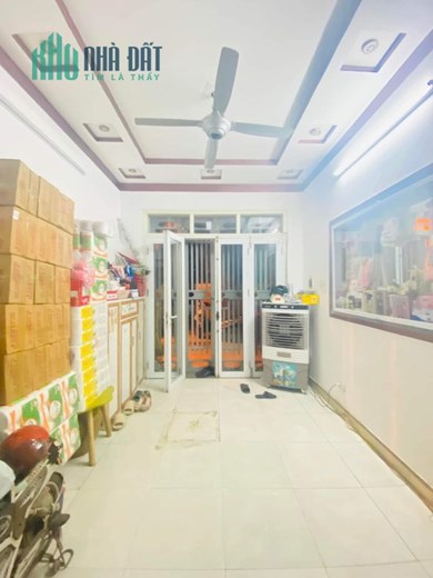 Bán nhà để ở, Tân Mai, Trương Định, Hoàng Mai, 5 tầng, 3 ngủ, giá 3,1 tỷ