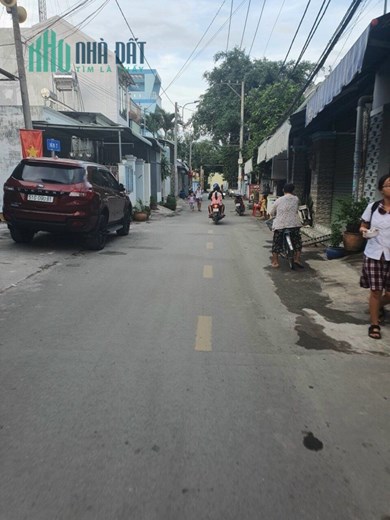 Cần bán nhà 1 trệt 1 lầu có 10 phòng, P. Linh Xuân Thủ Đức, dt 180m², giá 5,4 Tỷ