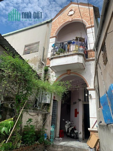 Cần bán nhà 1 trệt 1 lầu có 10 phòng, P. Linh Xuân Thủ Đức, dt 180m², giá 5,4 Tỷ