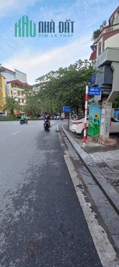 Bán nhà tuyệt vời ở Đào Tấn, Ba Đình