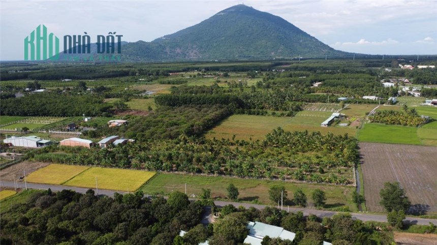 Mua đất mẫu tại Tây Ninh: Vị trí đắc địa, tiềm năng lớn