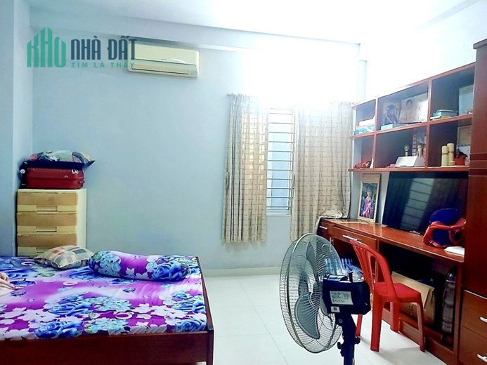 Nhà chính chủ 5.2Mx14M 4Tầng 5PN Phú Thọ Hòa quận Tân Phú.
