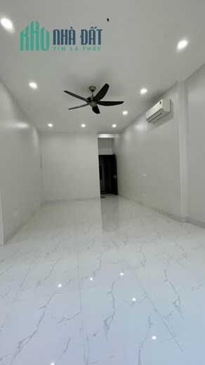 Bán nhà 4.5 tầng Hoàng Mai 55 mét 5.5 tỉ