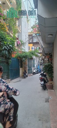 Bán nhà mặt ngõ Kim Mã, Ba Đình, diện tích 17m2, tiện kinh doanh