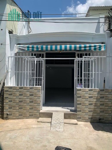 Bình Chánh - Nhà Chính chủ Đường Cây Cám, Giá : 1 tỷ 700 tr ( TL ) , Tel : 0368601020
