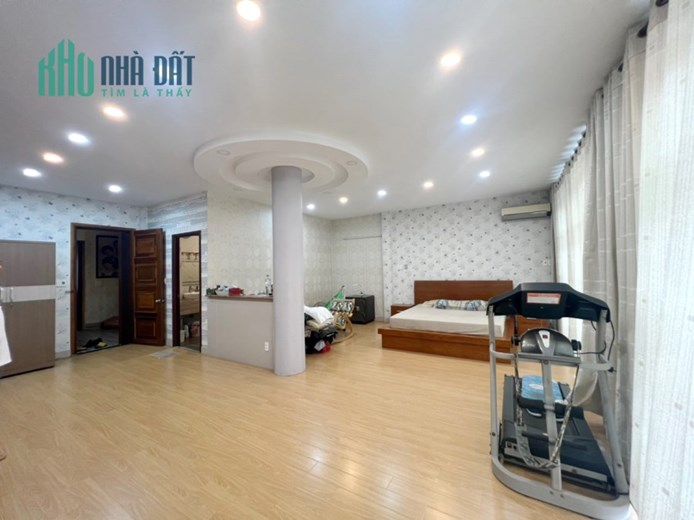 Bán biệt thự 3 lầu 8x20m mặt tiền đường Trần Thị Ngôi Cao Lỗ P4 Q8