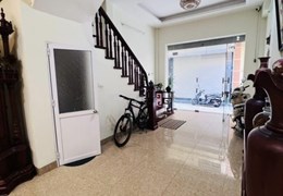 Ngân hàng siết căn nhà Liền kề Ngô Thì Nhậm quận Hà Đông  41m2 nhà  5 tầng  giá chào  6 ty 5