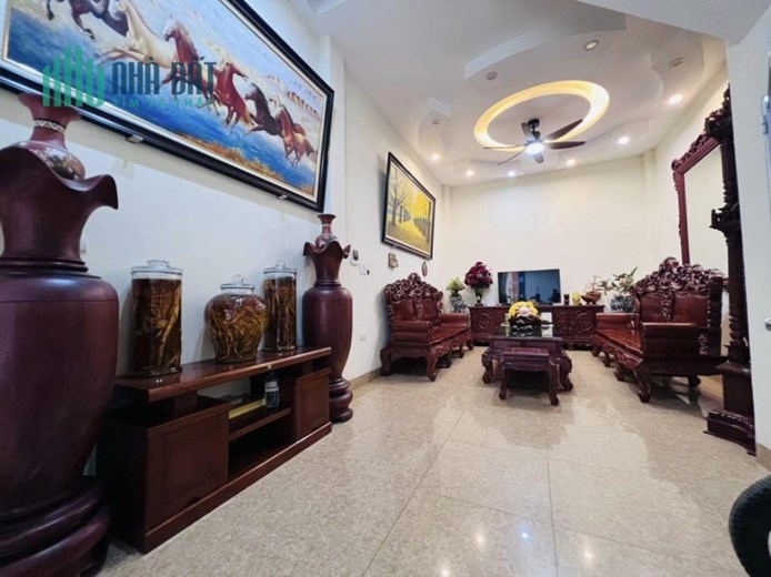 Ngân hàng siết căn nhà Liền kề Ngô Thì Nhậm quận Hà Đông  41m2 nhà  5 tầng  giá chào  6 ty 5