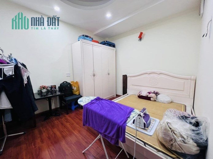 Ngân hàng siết căn nhà Liền kề Ngô Thì Nhậm quận Hà Đông  41m2 nhà  5 tầng  giá chào  6 ty 5