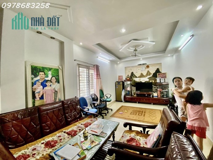 Nhà Mặt Phố Giáp Nhị - Đẹp Nhất Khu Vực, Giảm 5%, Hấp Dẫn