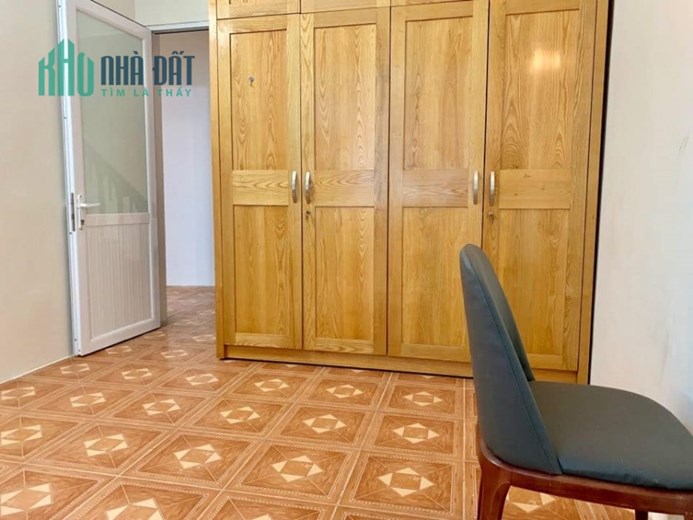 Bán nhà 168m2 phố Nghi Tàm, Tây Hồ Gara 2 Ô tô Dòng tiền khủng Thang máy XỊN 16.5 Tỷ