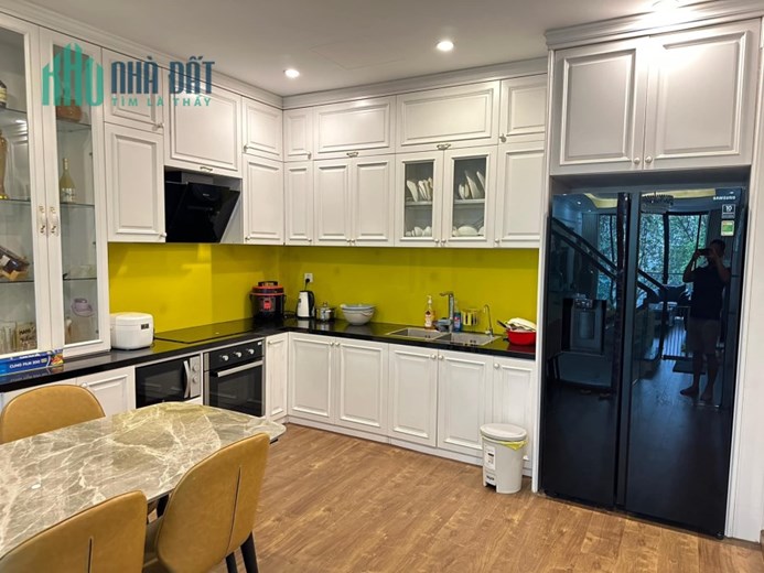 BÁN NHÀ KHU DỊCH VỤ YÊN NGHĨA - PHÂN LÔ VỈA VẺ - Ô TÔ TRÁNH - NỘI THẤT NHẬP KHẨU