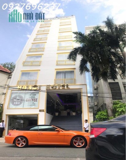 Bán khách sạn 3 sao Hà Nội,đường Hoàng Việt, Quận Tân Bình,Đang thuê net 160 triệu tháng