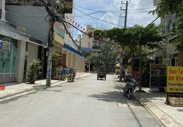 GÒ VẤP - NHÀ MẶT PHỐ TRẦN BÁ GIAO - MẶT TIỀN KINH DOANH - NỘI THẬT SỊN SÒ CHỈ VIỆC XÁCH VALI VÀO Ở.