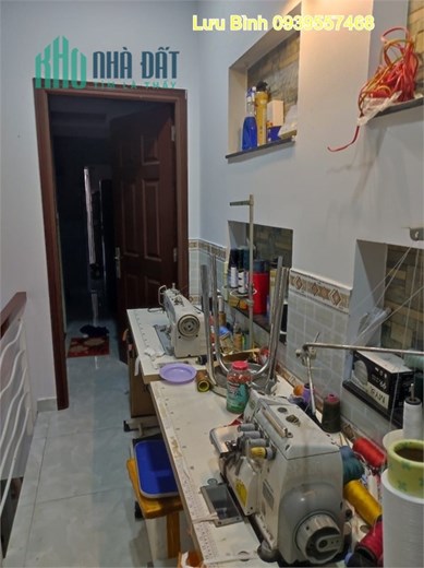 Nhà ngộp Khuông Việt, Tân Phú – Ngay Đầm Sen, Hẻm 7m, 62m2, 2 tầng, 5.3 tỷ.