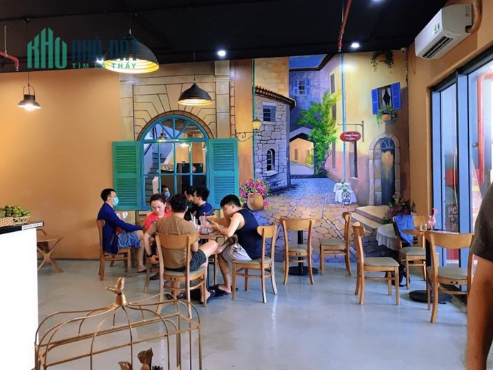 Sang nhượng mặt bằng shophouse chung cư GOLDORA PLAZA