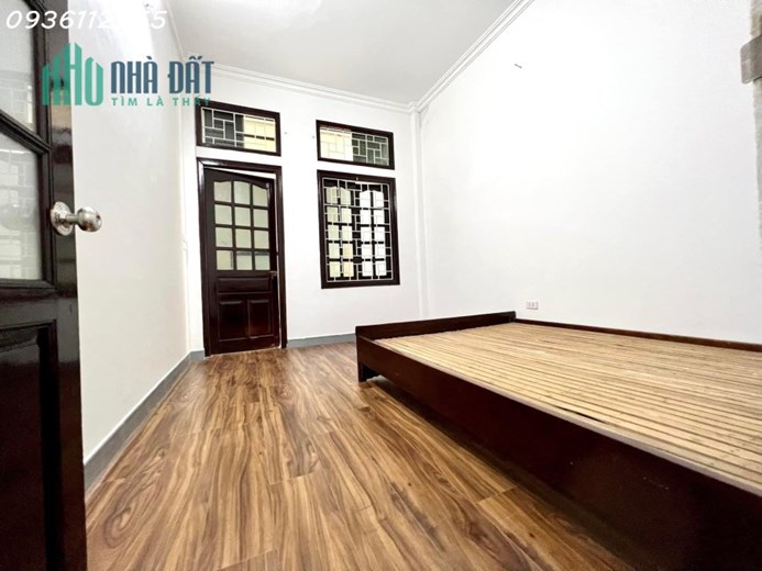 Bán Gấp nhà Nguyễn Văn Trỗi – T.Xuân 33m-4 tầng-4PN giá 3.7 tỷ ô tô gần