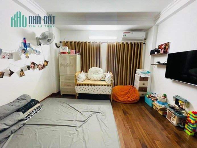 Bán Nhà Riêng 5 tầng Ngõ 639.39.57 Hoàng Hoa Thám
