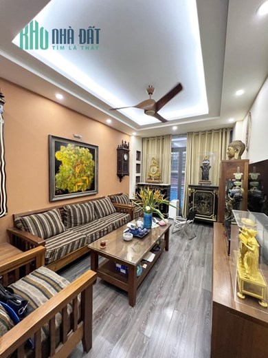 Cực hiếm! Nhà 5 tầng, 42m2 phố Khương Hạ, ô tô tránh, vào nhà – 8 tỷ 150tr